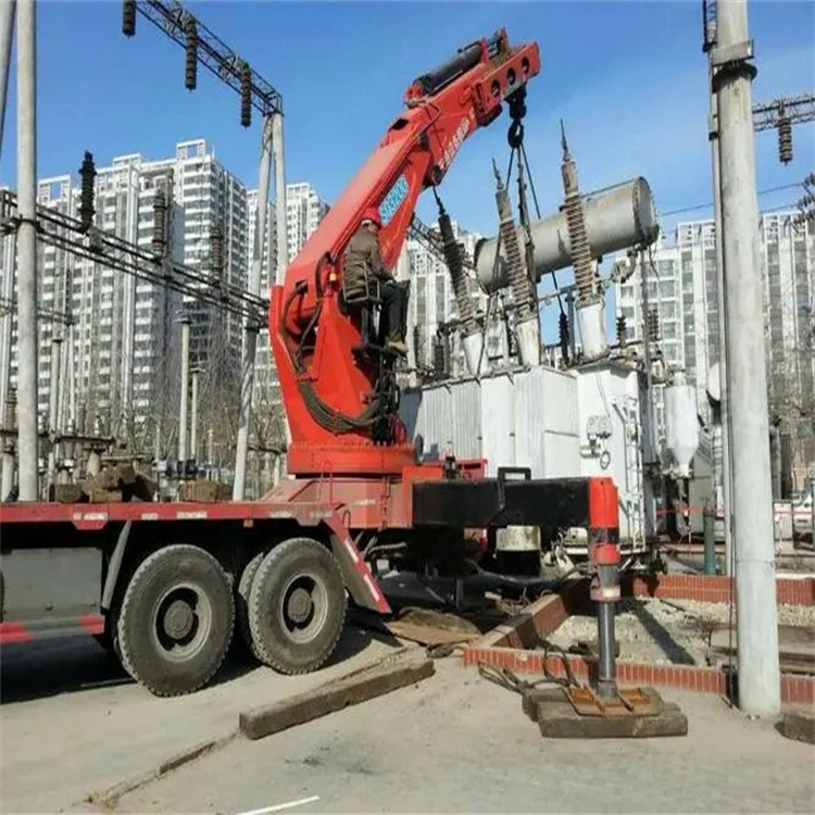 双流就近吊车出租|工地厂房吊装设备租赁|24小时高效响应