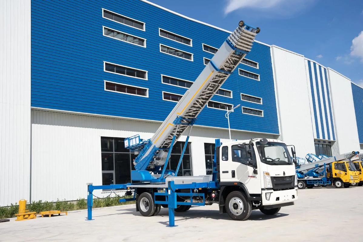 双流小型云梯车上料车租赁多少钱