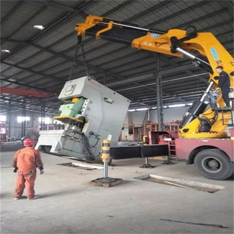 双流80吨折臂吊车出租附近电话